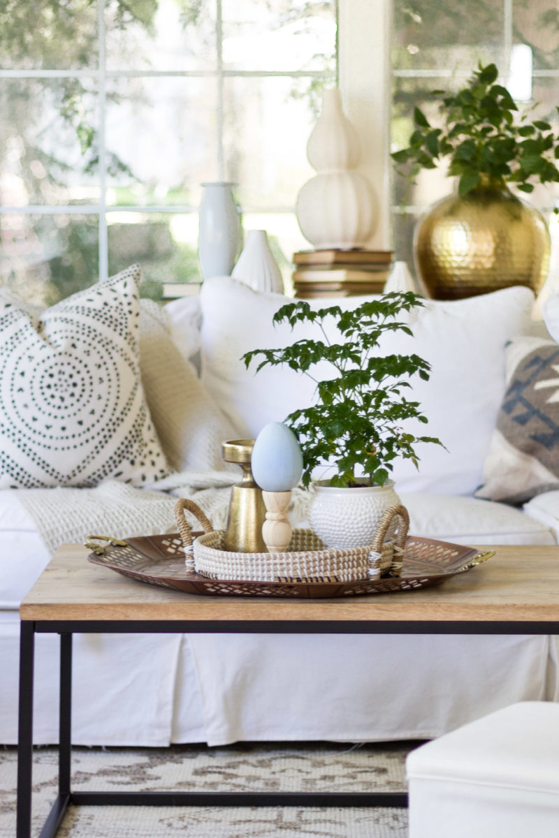 Spring Coffee Table Styling With A Diy Easter Pedestal Egg Zevy Joy