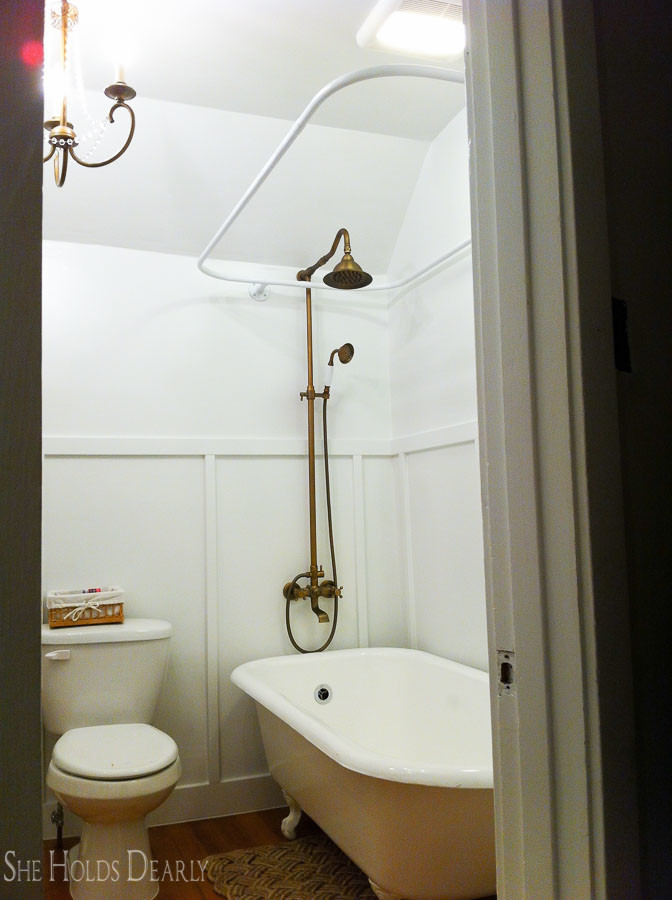 Farmhouse Bathroom Befores and Afters