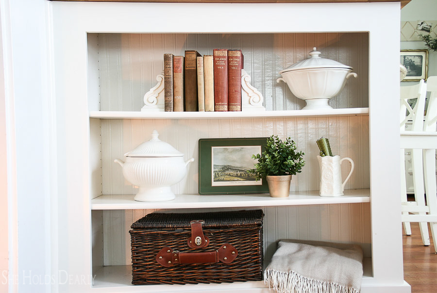 12 Creative Ways to Display Dishes She Holds Dearly
