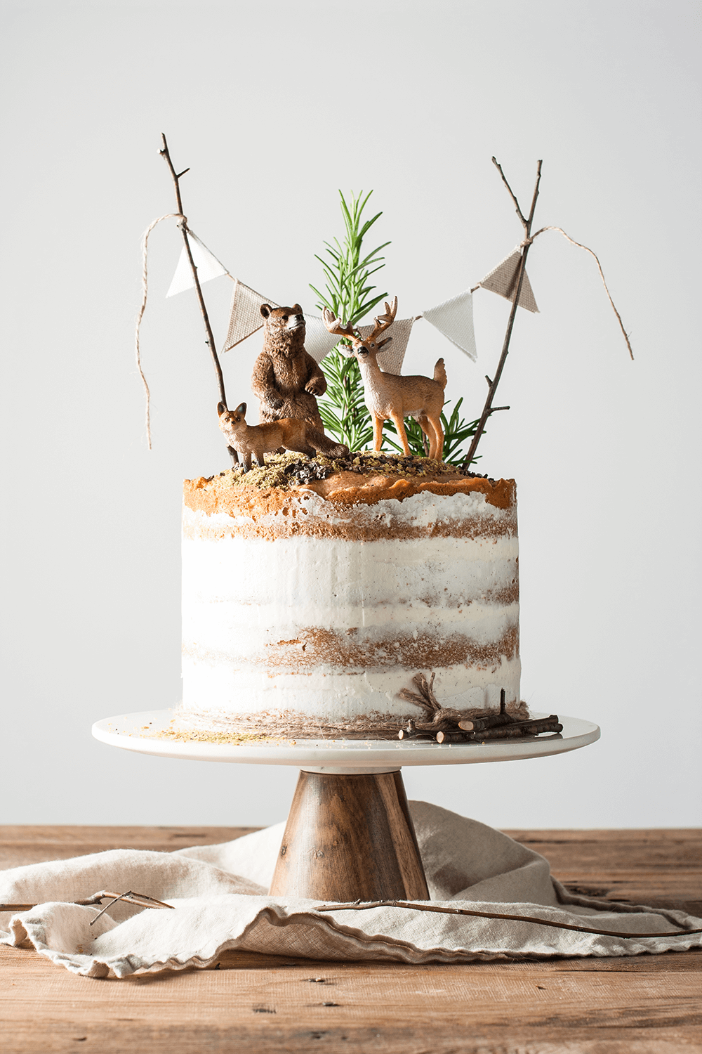 10 Tricks to a Naked Cake - She Holds Dearly