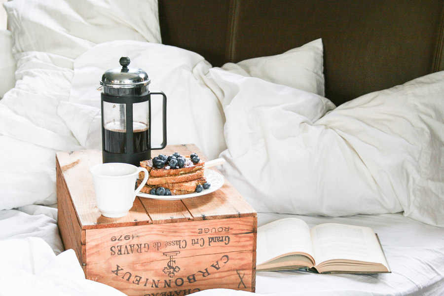 Tips and tricks for a power packed start to your day. Here is a morning routine filled with self care and the essentials to help you be your best!