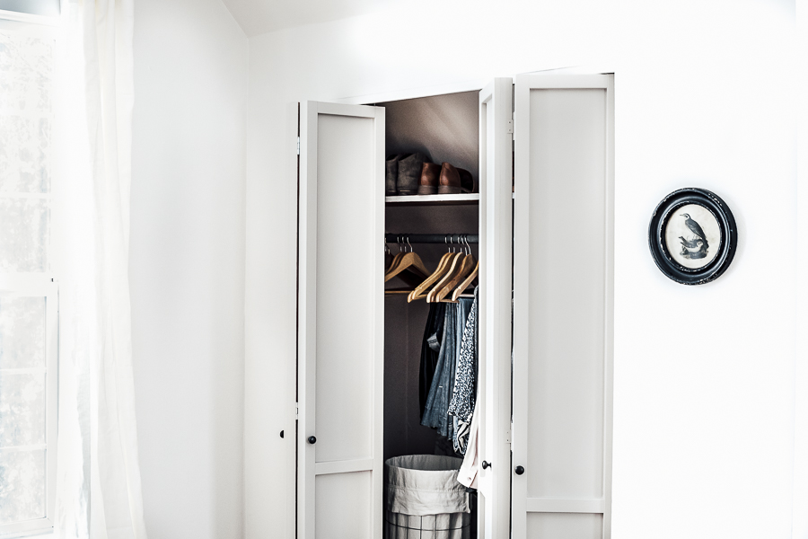 Upcycled Bifold Closet Door DIY by sheholdsdearly.com