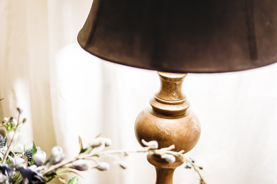 How to Paint a Lamp Shade Black by sheholdsdearly.com