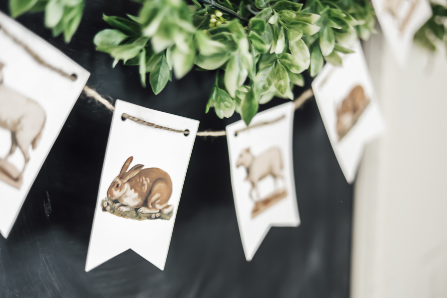 DIY Easter Bunting by sheholdsdearly.com