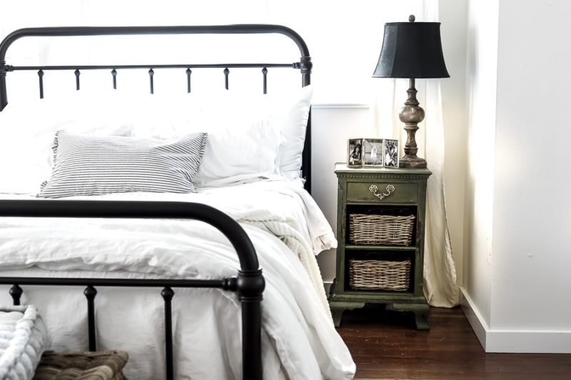 How to Mismatch Nightstands She Holds Dearly