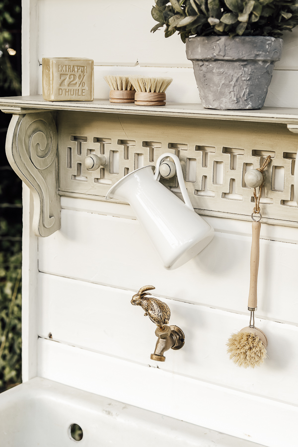 Uses for Old Porcelain Sink by sheholdsdearly.com