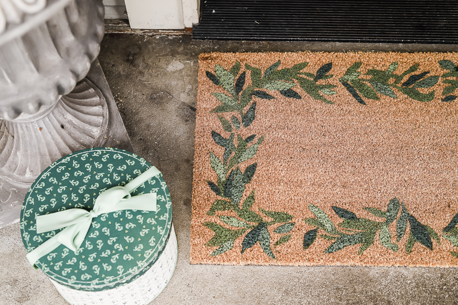 DIY Doormat for Front Porch by sheholdsdearly.com