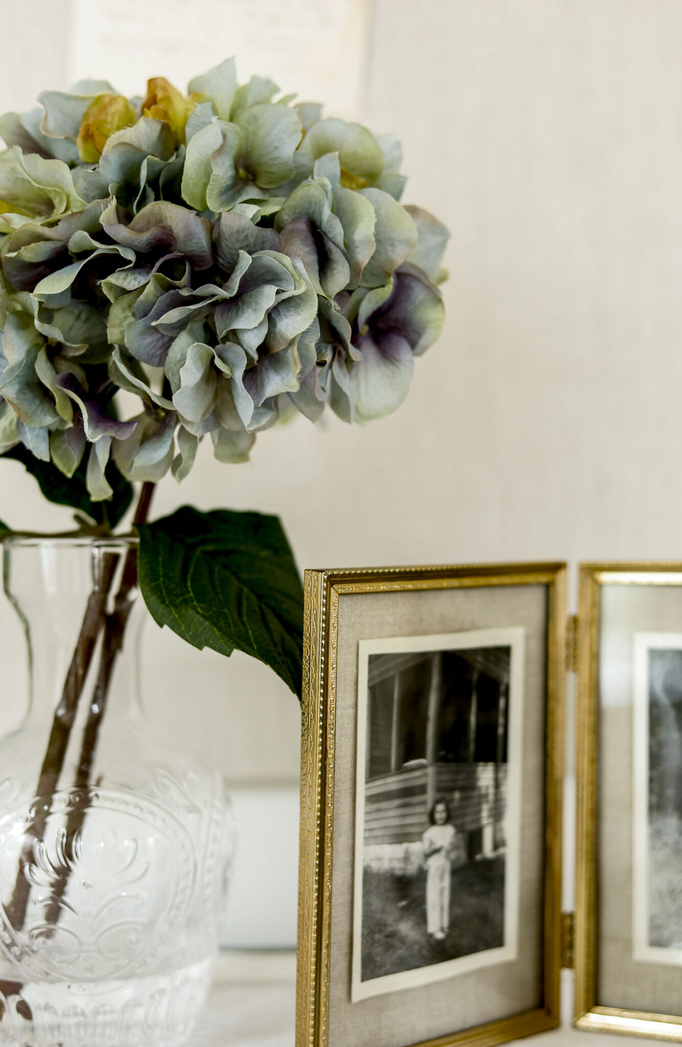 How To Create European Style In Your Spring Bedroom - She Holds Dearly