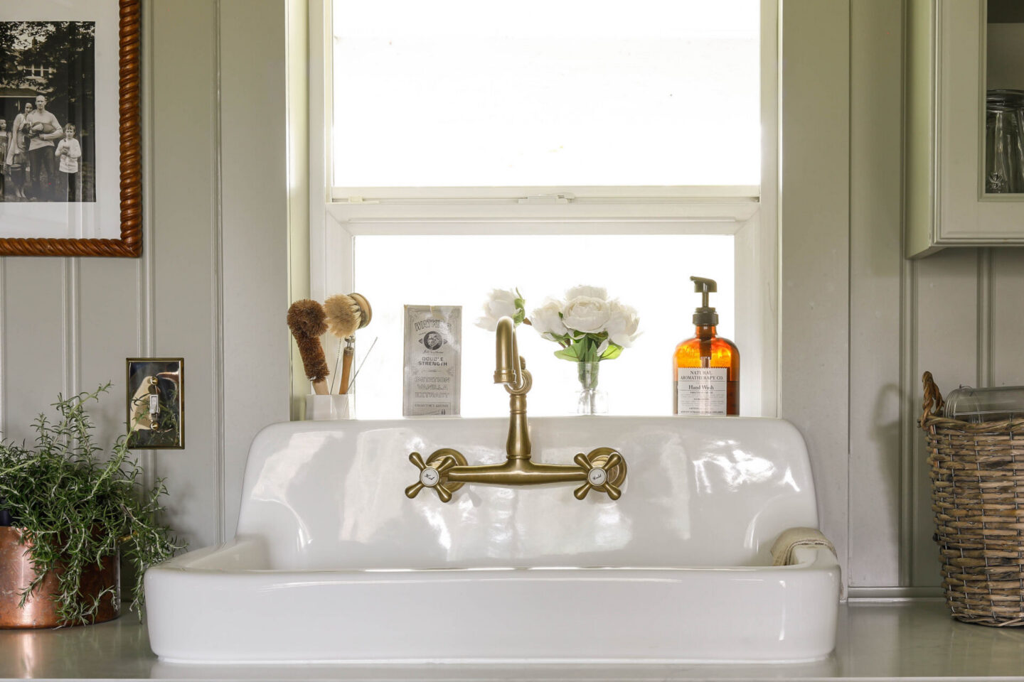 It was time. We have finished the European Style Kitchen remodel and today I'm going to share all of the details and steps we followed.