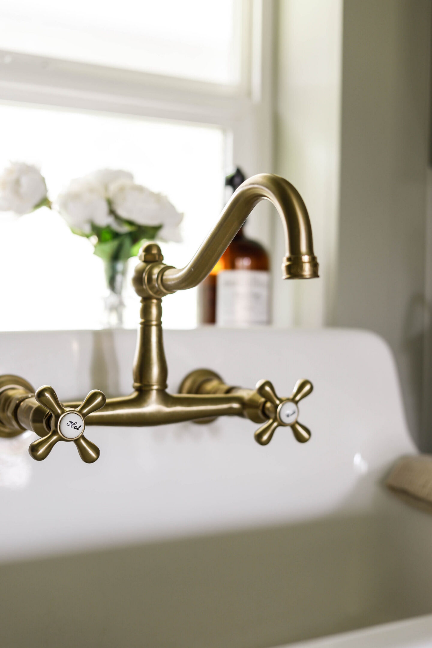 It was time. We have finished the European Style Kitchen remodel and today I'm going to share all of the details and steps we followed.