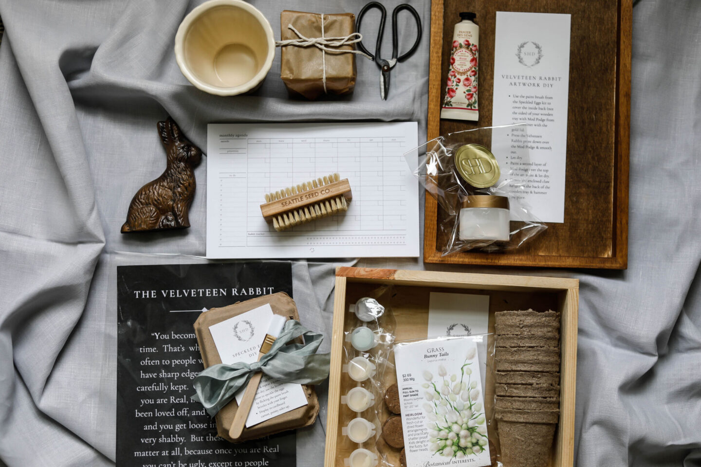 My Spring Seasonal Decor Box is a gift that speaks to the heart of any kindred spirit. Filled with 10 curated vintage style gifts to enjoy!