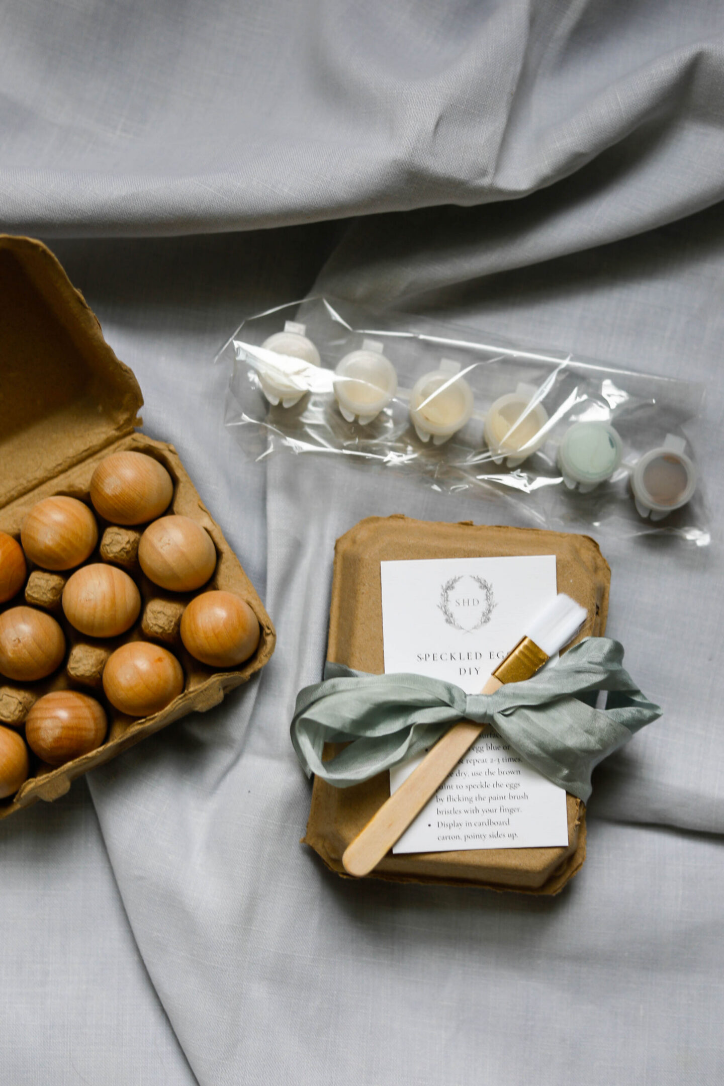 My Spring Seasonal Decor Box is a gift that speaks to the heart of any kindred spirit. Filled with 10 curated vintage style gifts to enjoy!