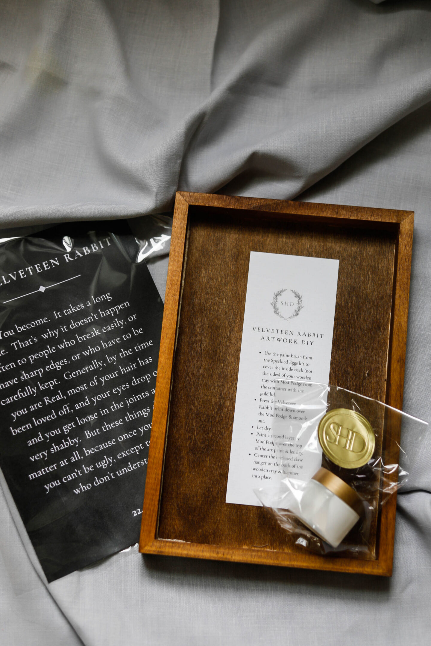 My Spring Seasonal Decor Box is a gift that speaks to the heart of any kindred spirit. Filled with 10 curated vintage style gifts to enjoy!