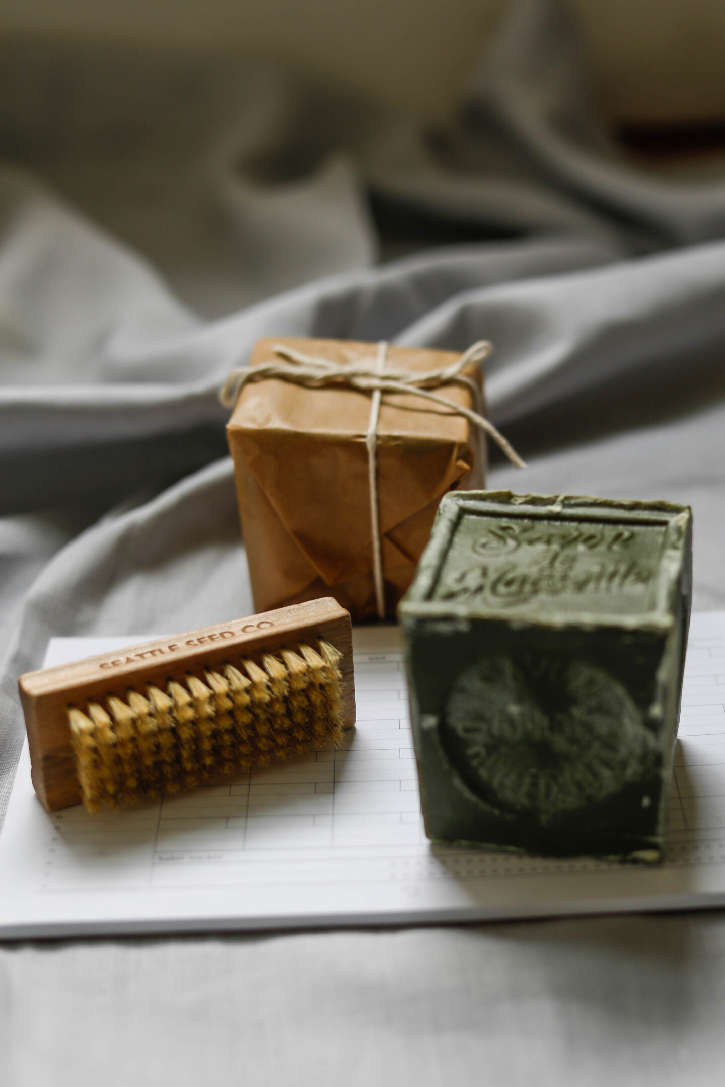 My Spring Seasonal Decor Box is a gift that speaks to the heart of any kindred spirit. Filled with 10 curated vintage style gifts to enjoy!