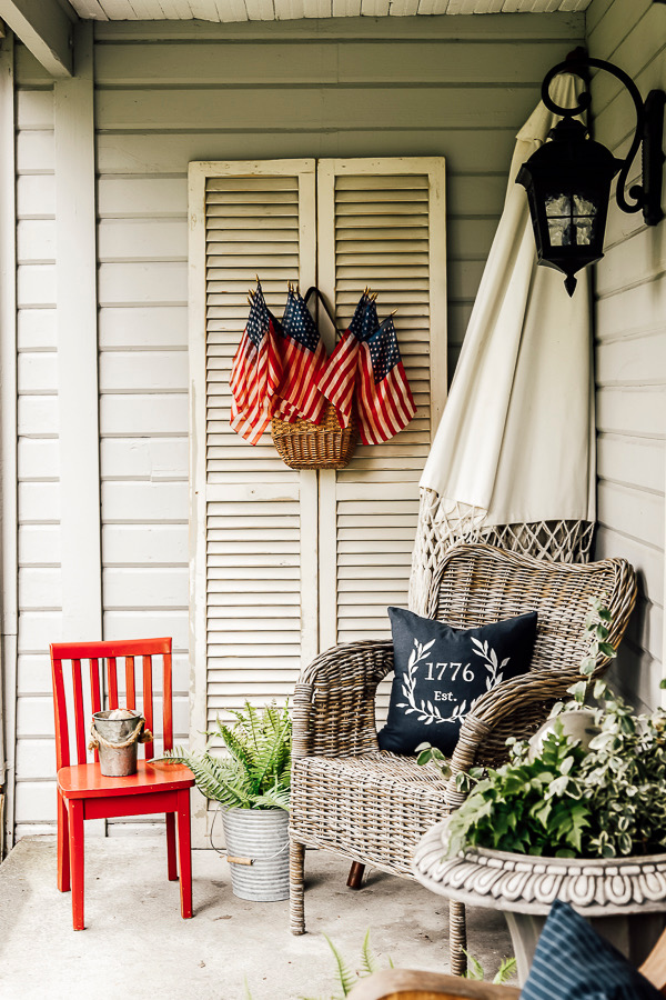It's America's 250th Birthday! If you're wanting to decorate for the occasion - I've rounded up my favorite patriotic elements to share!